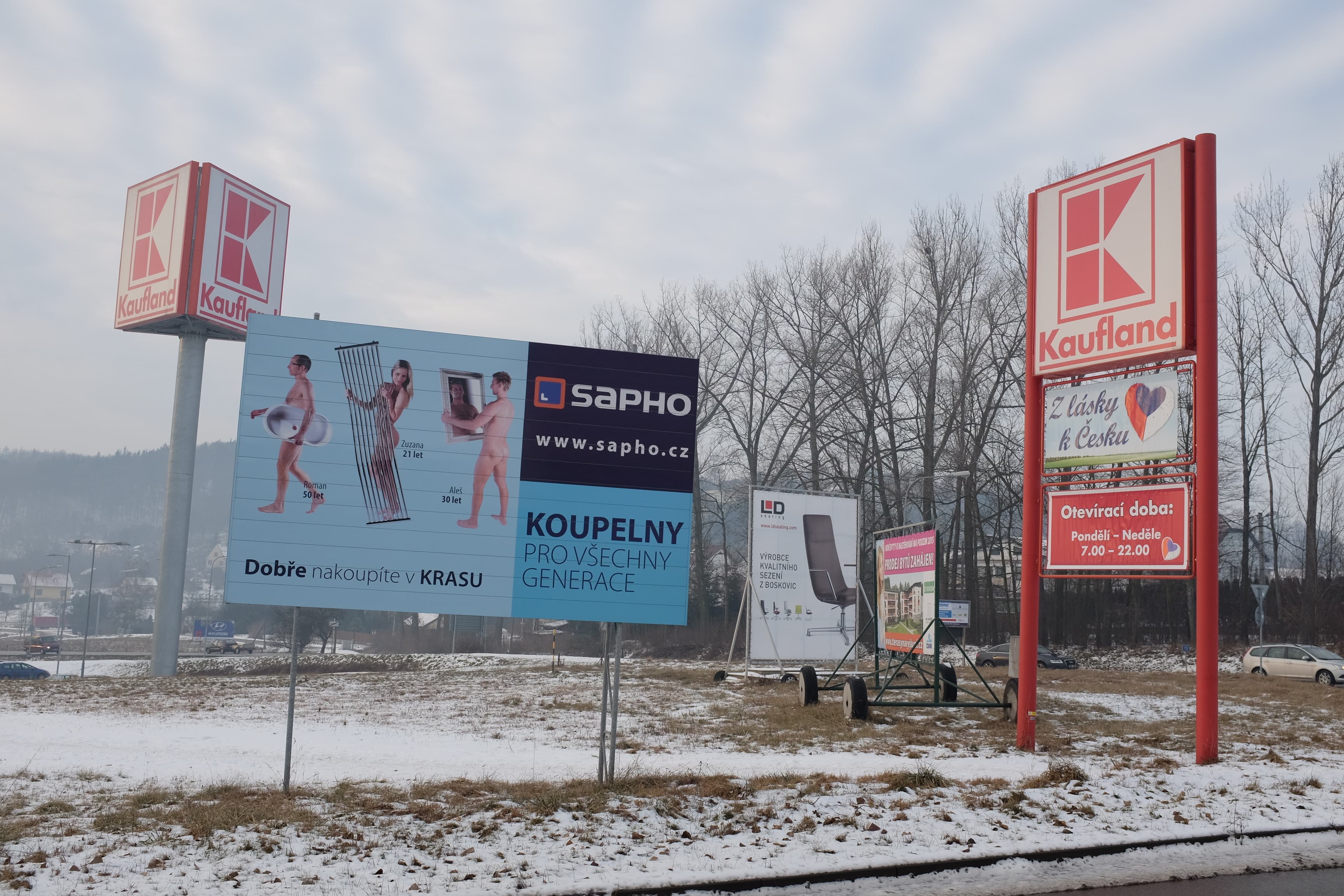 Uvítací výbor billboardů na příjezdu do Boskovic (2019)